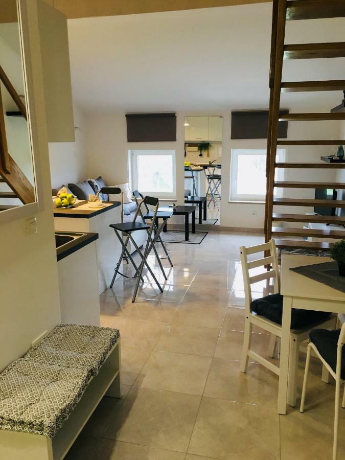 Apartman Govic Umag Eksteriør bilde